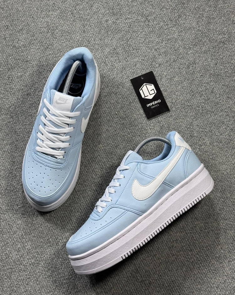 Tênis Nike Court Vision - Azul Bebê