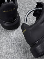 Tênis Alexander McQueen All Black