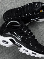 Tênis Nike Air Max Plus TN - Oreo