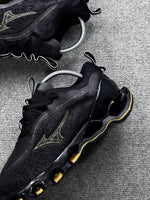 Tênis Mizuno Pro 13 - Preto/Dourado