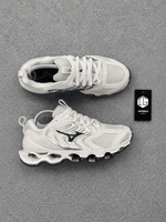 Tênis Mizuno Pro 14 - Creme/Cinza