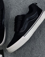 Tênis Vans Premium - Preto/creme