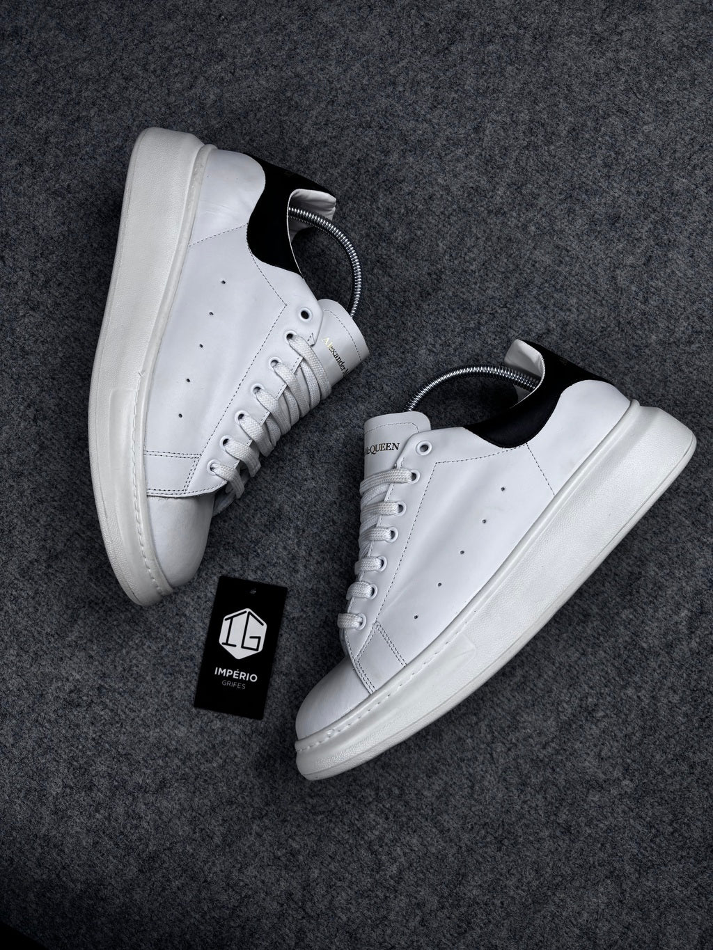 Tênis Alexander McQueen Branco/Preto